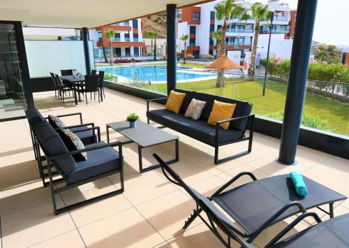 Casa Kerr - Luxury Apt - Sleeps 9 - Los Boliches