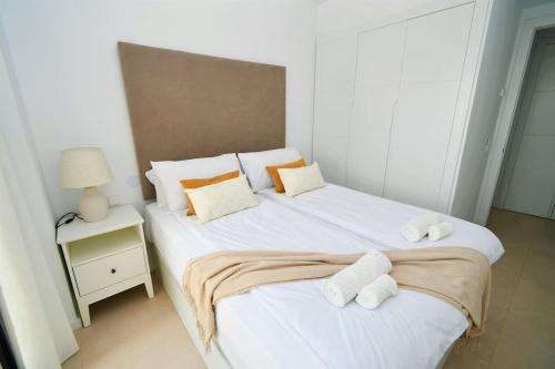 Casa Kerr - Luxury Apt - Sleeps 9 - Los Boliches