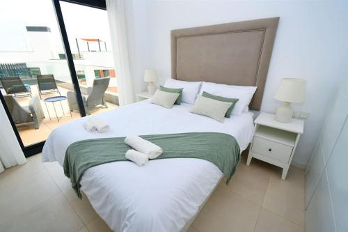 Casa Kerr - Luxury Apt - Sleeps 9 - Los Boliches