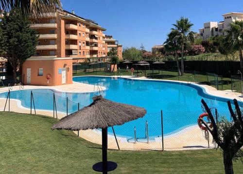  Precioso ático con vistas al mar, junto a Mercadona in San Luis de Sabinillas