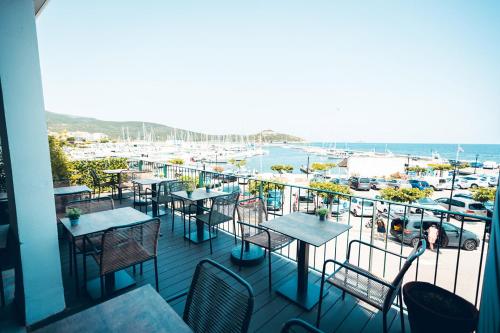 酒吧/高級酒吧, 濱海德奧羅酒店 (Marina D'oro) in 羅利亞諾
