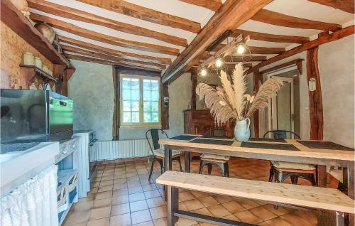 Pet Friendly Home In Touffreville With Kitchen
