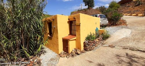 Adobe Getaway with 'private plunge pool'