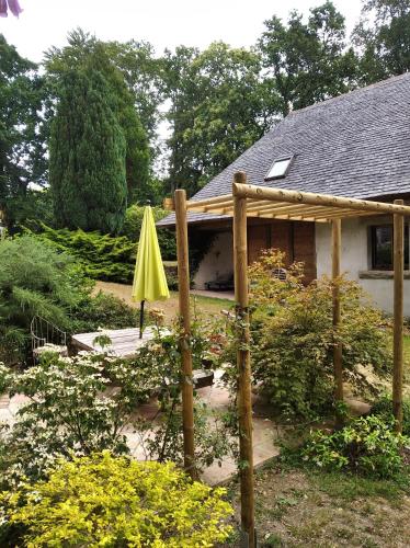 Maison dans un environnement boisé très calme