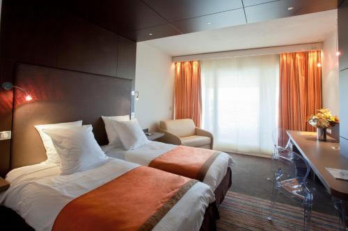 hotel photo