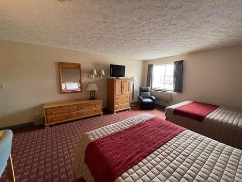 The Woodridge Inn - image 7