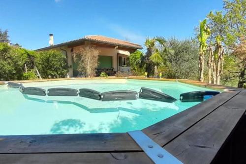 La Quiétude, maison paisible avec piscine