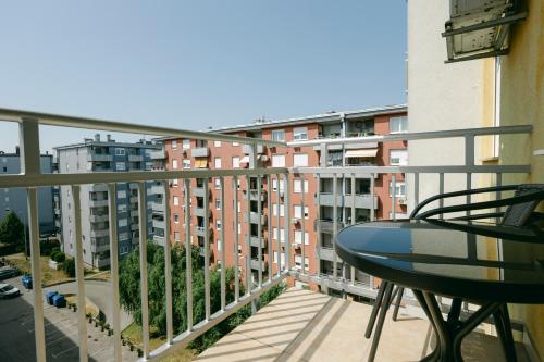 Ladenta apartman***