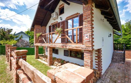 Pet Friendly Home In Hrebinec With Kitchen