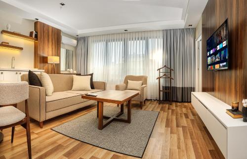 La Mia Suites - image 2