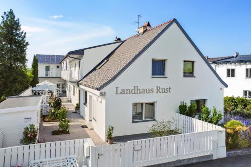  Landhaus Rust, Pension in Rust