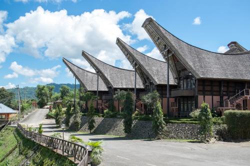 Exterior view, Toraja Heritage Hotel in Rantepao