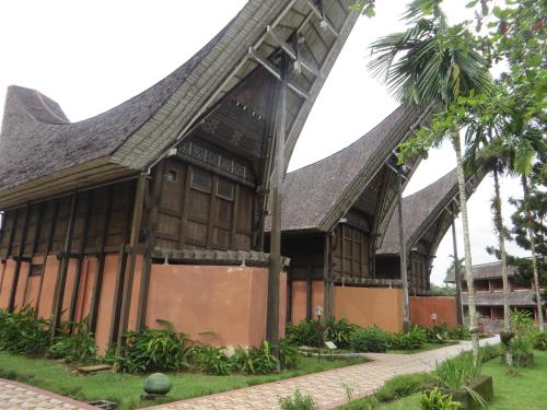 Entrance, Toraja Heritage Hotel in Rantepao