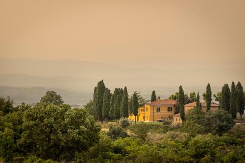 Villa Pianoia - Tap to explore photos