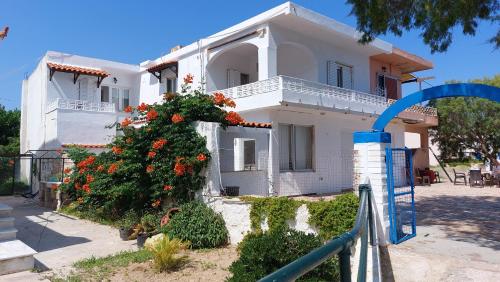Viesnīcas āriene, Fotis beach apartment at Komi in Emporios