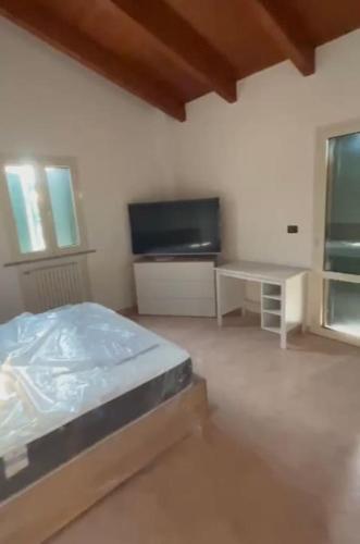  Appartamento moderno con 2 camere grandi e lavanderia in Brescello