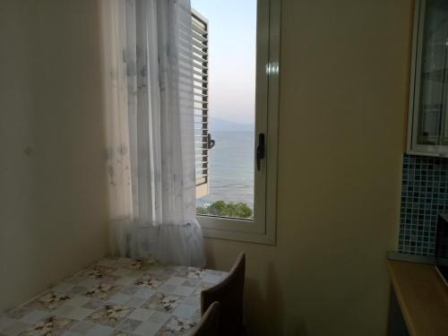 Best view on Lungomare ( Waterfront), Valona (foto 2)