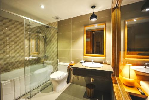 room detail thumbnail 2