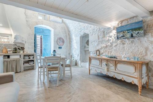 Bianco Calce - Ostuni - Ostuni
