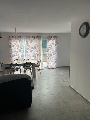 Appartement t3 rez de jardin