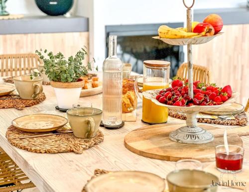 Villa standing Uzès,piscine,clim (Villa standing Uzes,piscine,clim) in Uzes