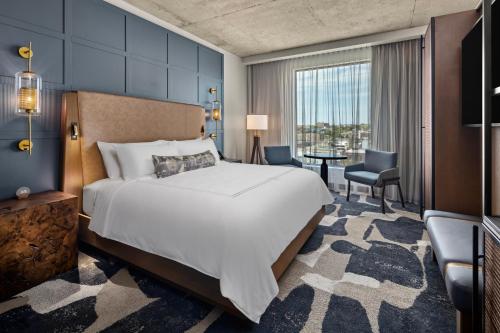 The Trade, Autograph Collection The Trade, Autograph Collection