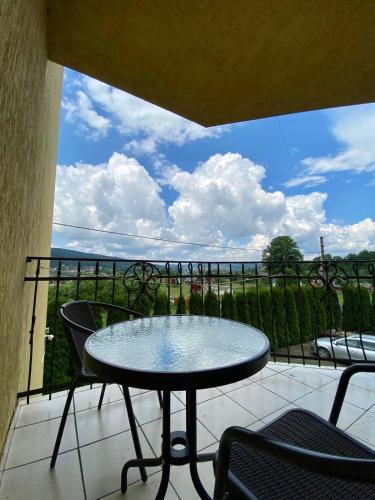 شرفة/ تراس, Вілла Мозола in Skhidnytsya