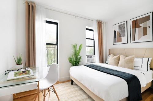 444-3F Newly renovated 1BR in Hell's Kitchen, New York (photo 2)