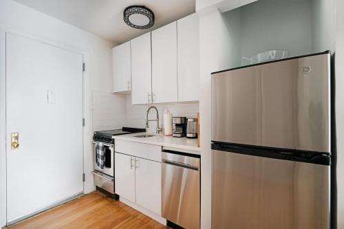 444-3F Newly renovated 1BR in Hell's Kitchen, New York (photo 10)