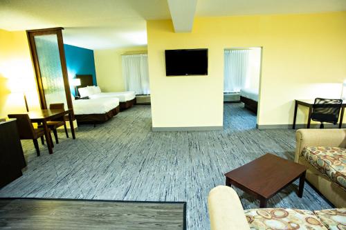 Holiday Inn Express Harrisburg West an IHG Hotel - image 10