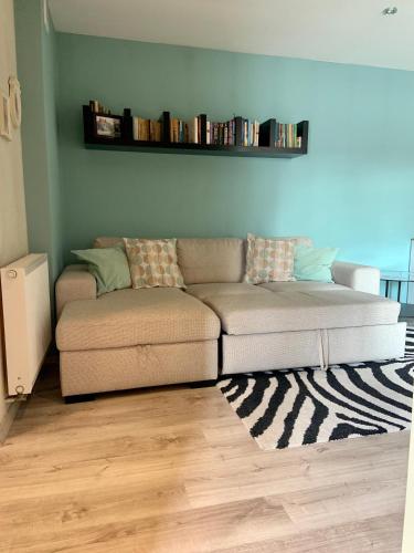 Cozy Independent guest apartment, free parking