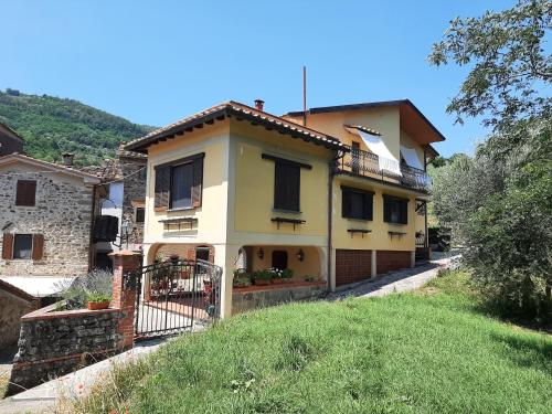  Case La Sassa, Pension in Marliana