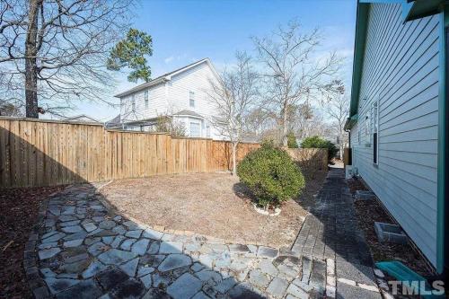 Little Green House in Suburbia in Fuquay-Varina, USA