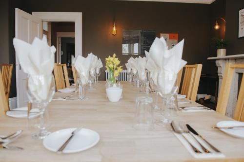 Eastfield Lodge - image 2