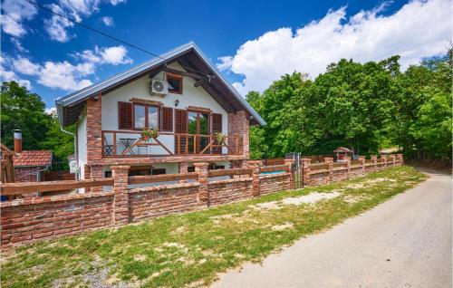 Pet Friendly Home In Hrebinec With Kitchen