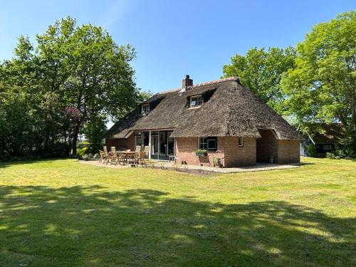 Unieke Twentse boerderij - 4 bedrooms & huge private garden