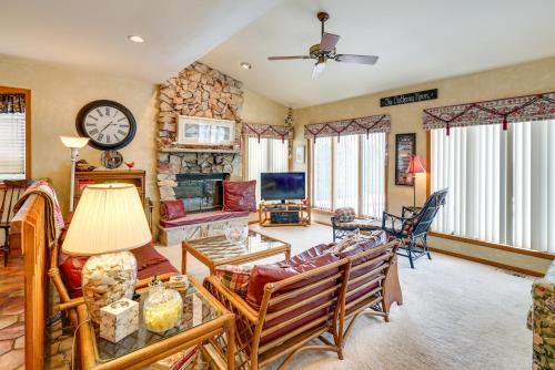 Bayfront Avalon Home with Boat Slip and Private Pool! in Avalon, USA