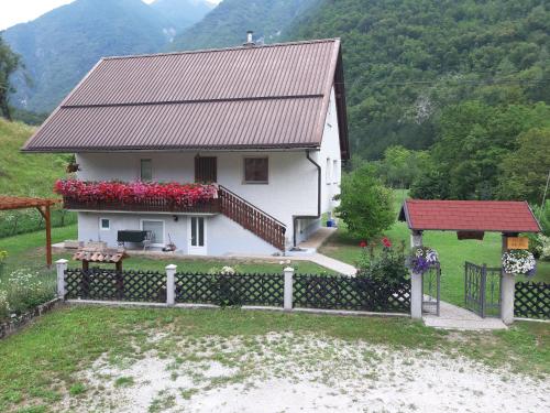 Pri Ani Ruscovi - Apartment - Bovec