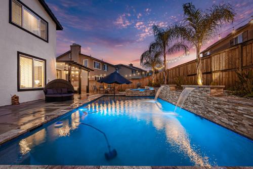 Temecula Wine Country Oasis Experience/Pool/Game room