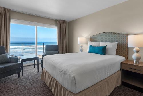 Pelican Shores Inn - main image