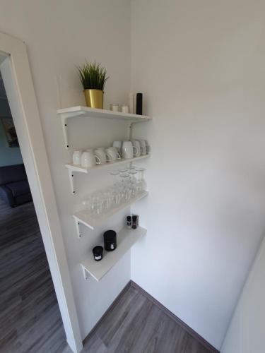 廚房, ☆ Like @ home *☆ moderne Wohnung in Oberottmarshausen ☆ Netflix in 柯尼希斯布倫