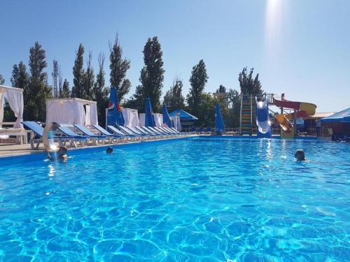 Peldbaseins, Santorini Beach Hotel Koblevo in Koblevo