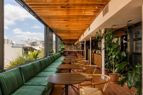 L'Avventura Athens - image 9