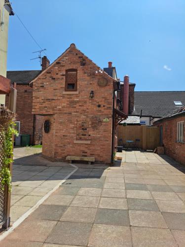Willow's Cottage in Edwinstowe