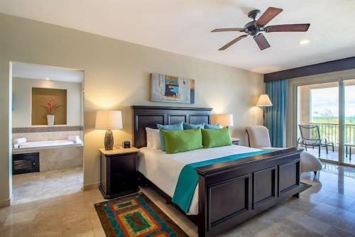บียา เดล ปาลมาร์ ฟลามิงโกส บีช รีสอร์ต แอนด์ สปา (Villa Del Palmar Flamingos Beach Resort & Spa) in นูโว วอลลาร์ต้า