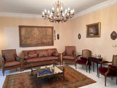 Central Cairo flat in Dokki