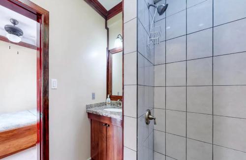 Sandy Feet Beach Resort – Placencia