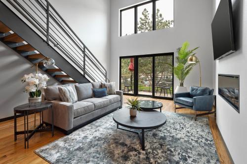 McGregor & Main - Luxury Lofts