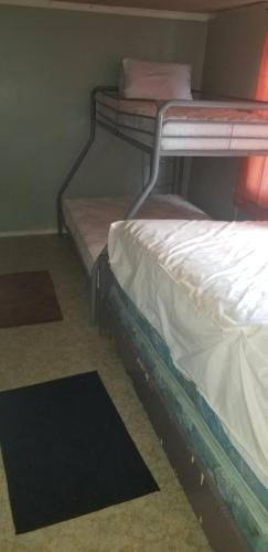 ARMANI MANOR Rustic UNIT 2 in Wildwood, USA