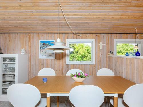 บริการและสิ่งอำนวยความสะดวก, 4 person holiday home in Hjørring-By Traum in มารุป